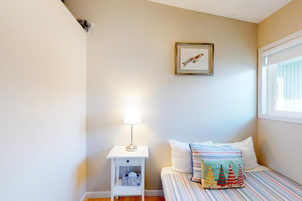 Rockin' Away Beach House Rockaway Beach Bagian luar foto